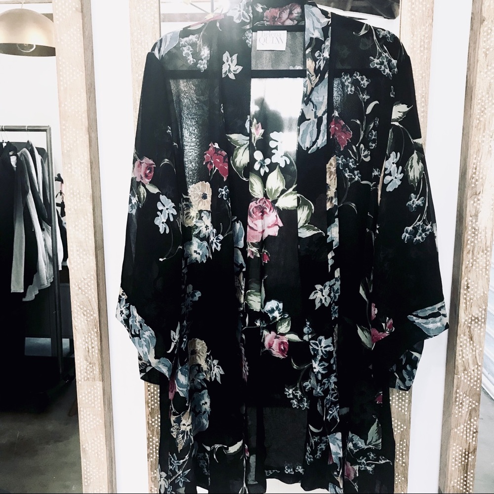 Helena Quinn Floral Kimono
